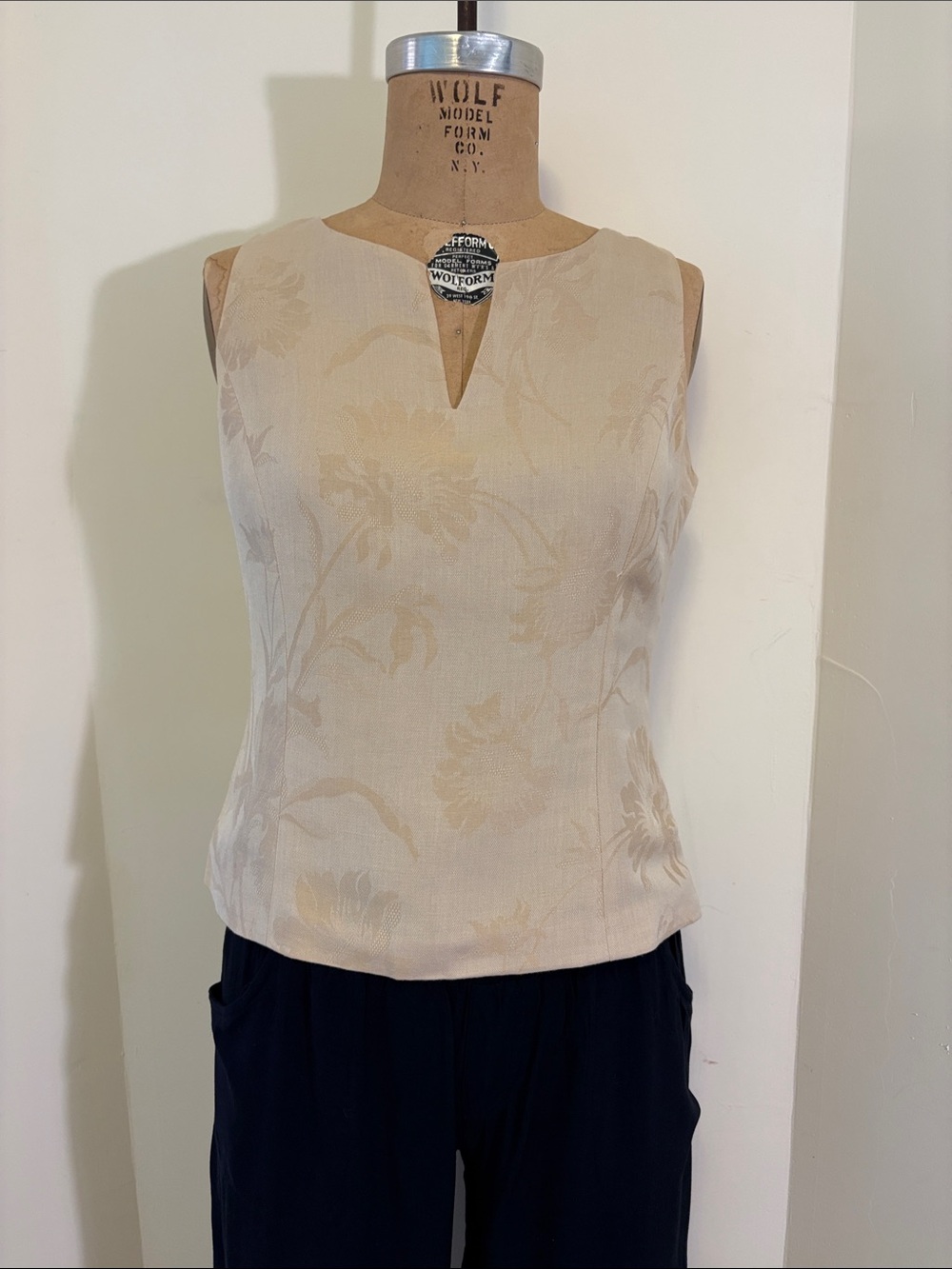 Ann Taylor Ivory Floral Jacquard Camisole